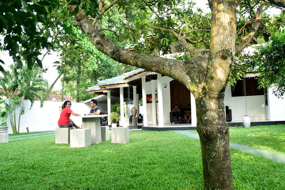 Sky Transit Hotel Katunayaka Exterior foto